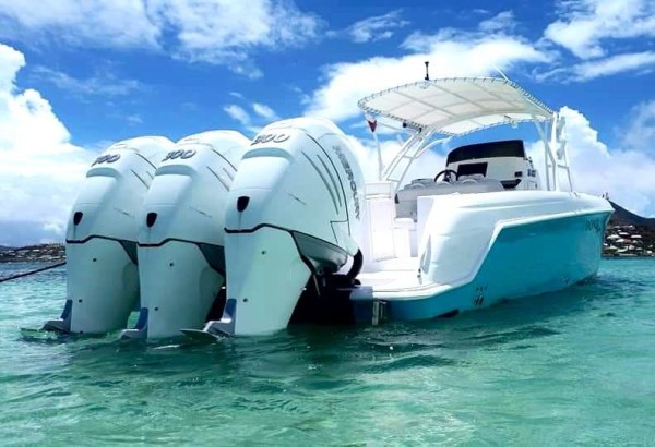 Donzi Boat - Unique & Romantic Honeymoon